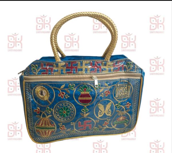 samyag jain upkarn bhandar presents ashtmangal rassi handle samayik bag best quality .budget friendly best for diksharthi gift tapasvi prabhvna purpose dm for bulk order personally 9558945109 book fast